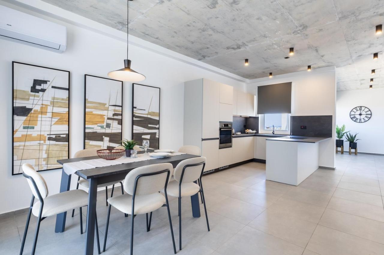 Seaside Luxury In Pembroke St Julians Apartment Exterior foto